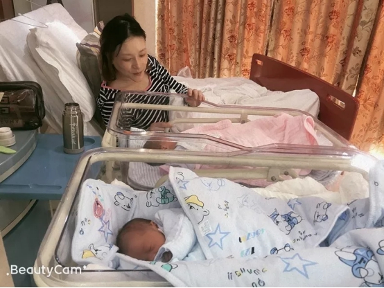 真愛婦產(chǎn)迎來雙胞胎公主，勇敢寶媽為愛堅持順產(chǎn)